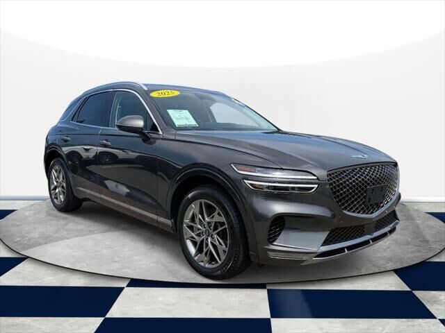 2025 Genesis GV70 2.5T Standard — photo 1 of 26