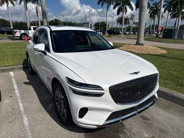 2023 Genesis GV70 2.5T Standard