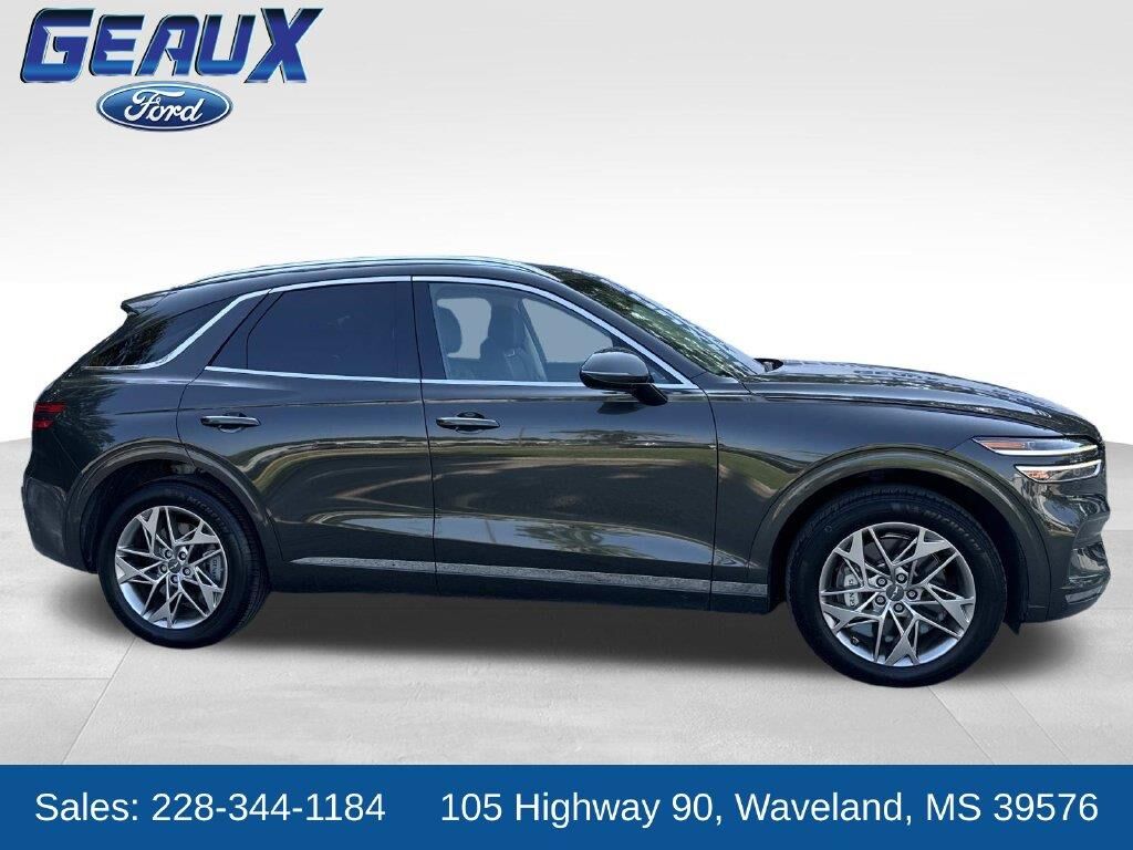 2025 Genesis GV70 2.5T Standard — photo 1 of 1