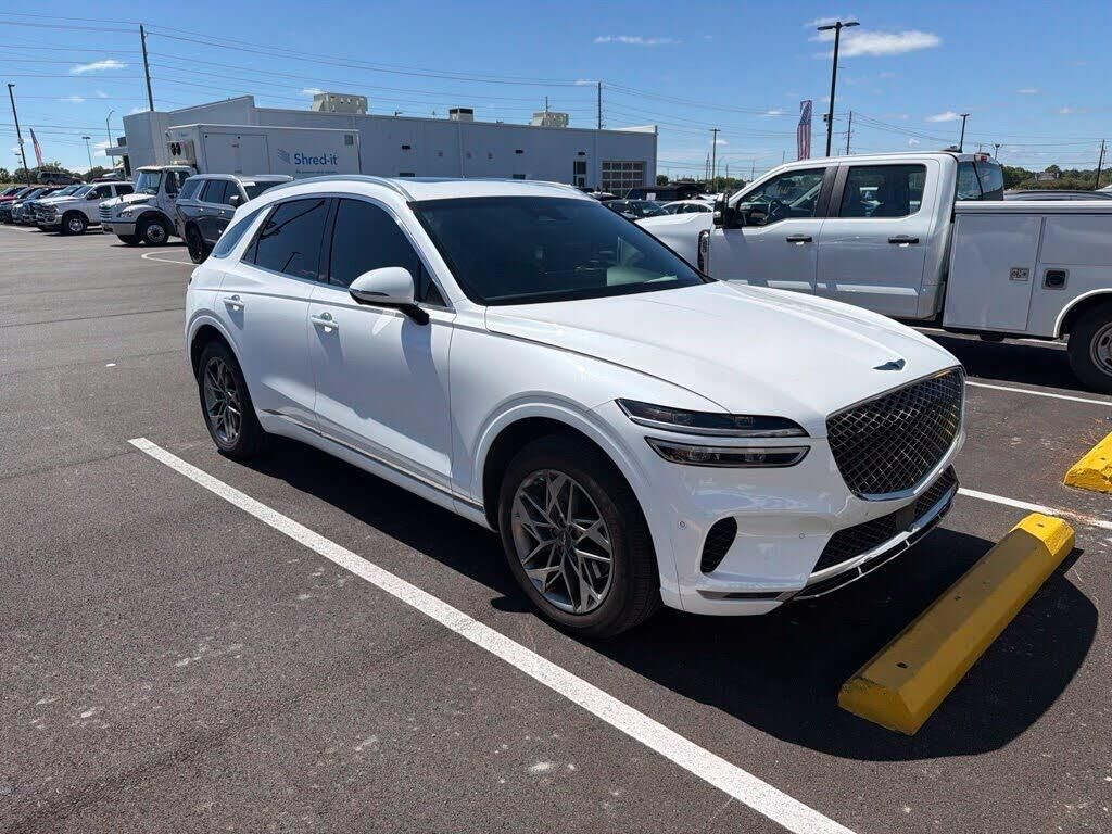 2022 Genesis GV70 2.5T Standard — photo 1 of 1