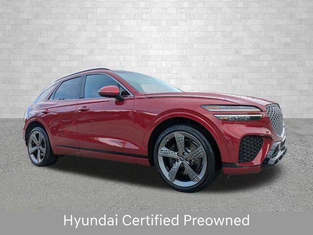 2023 Genesis GV70 2.5T Standard — photo 1 of 13