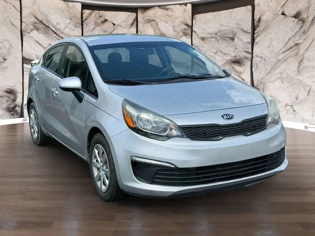 2017 Kia Rio LX — photo 1 of 13