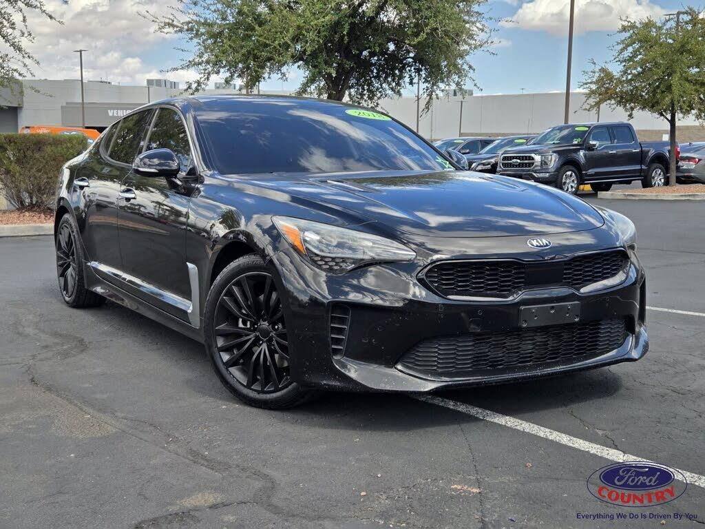 2018 Kia Stinger Premium — photo 1 of 1