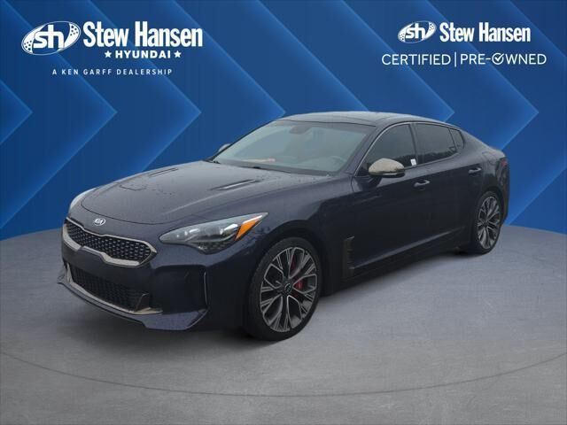 2020 Kia Stinger GT — photo 1 of 13