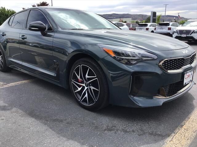 2023 Kia Stinger GT-Line