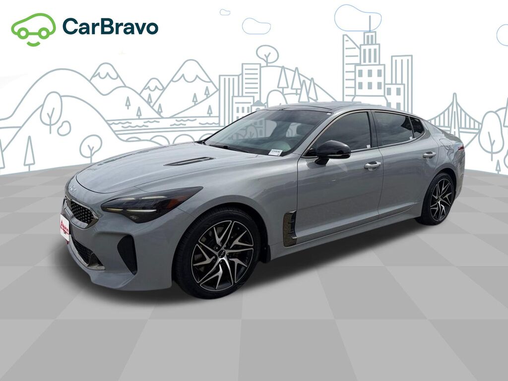 2022 Kia Stinger GT-Line — photo 1 of 6