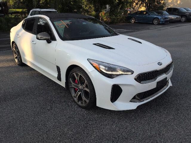 2020 Kia Stinger GT2 — photo 1 of 13