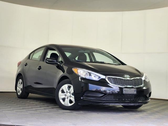 2016 Kia Forte LX — photo 1 of 26