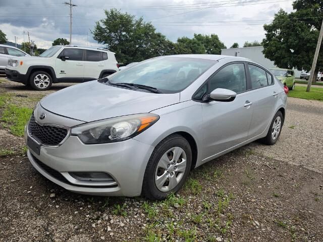 2015 Kia Forte LX — photo 1 of 33