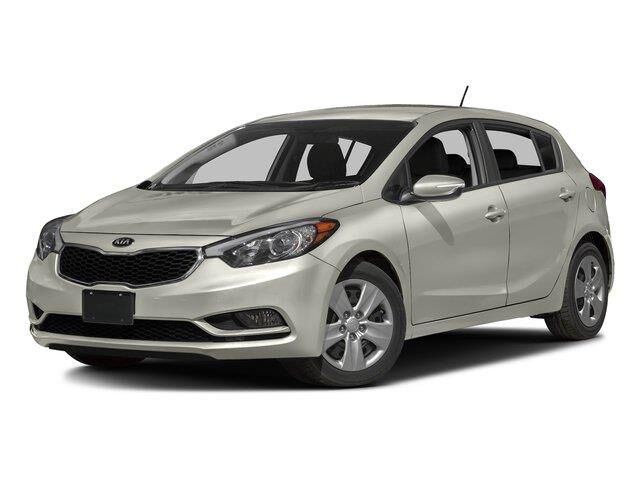 2016 Kia Forte5 LX — photo 1 of 13