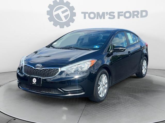 2016 Kia Forte LX — photo 1 of 39