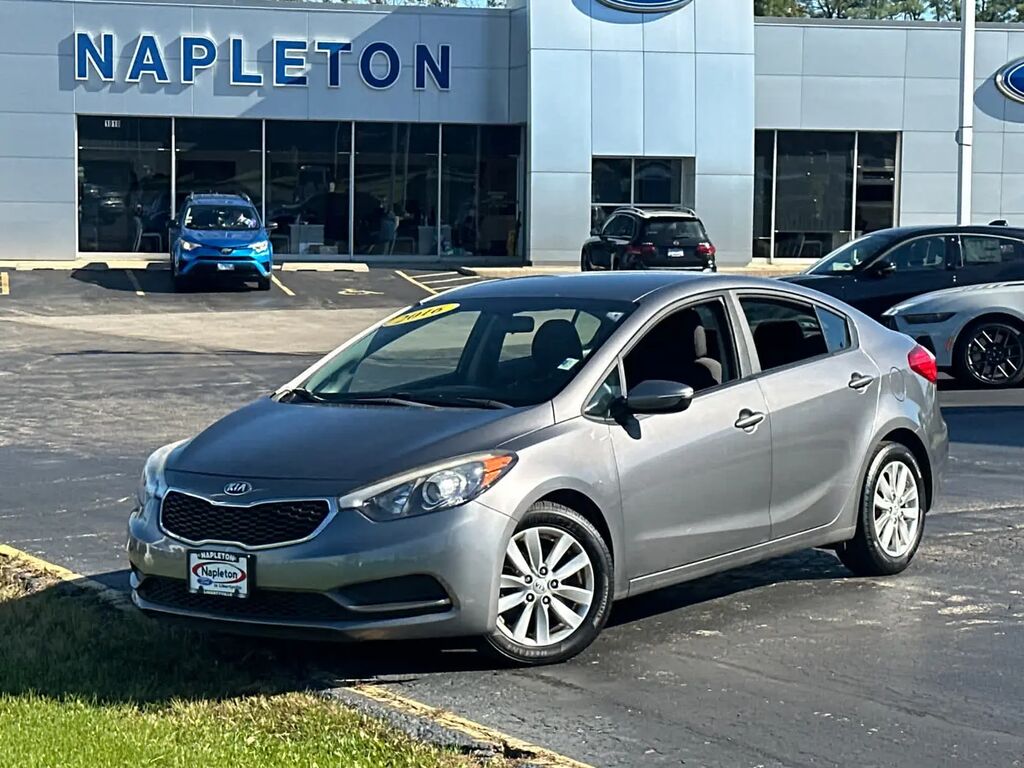 2016 Kia Forte LX — photo 1 of 13