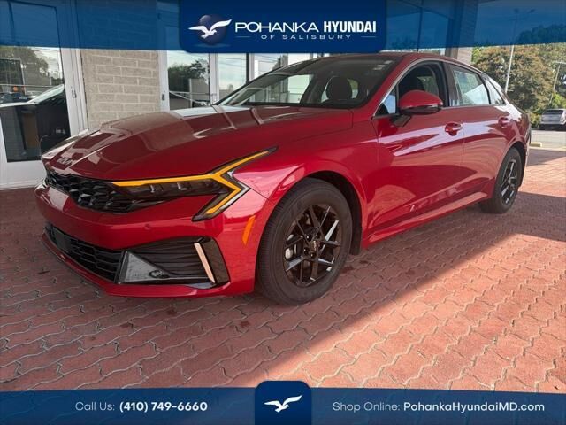 2025 Kia K5 LXS — photo 1 of 13