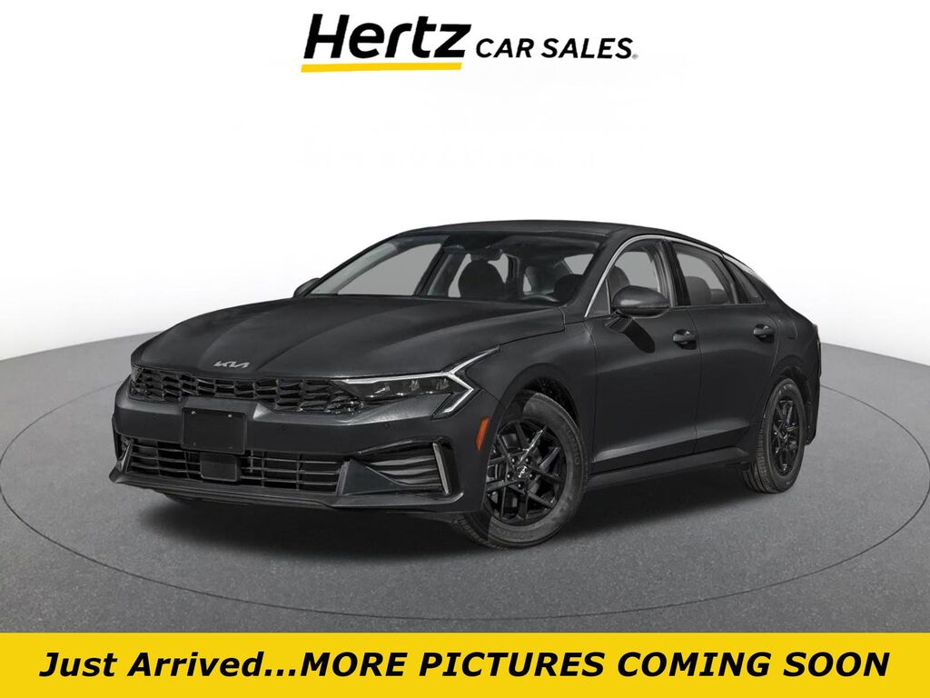 2025 Kia K5 LXS — photo 1 of 2