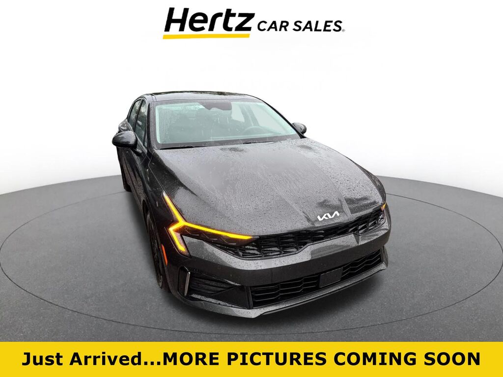 2025 Kia K5 LXS — photo 1 of 38
