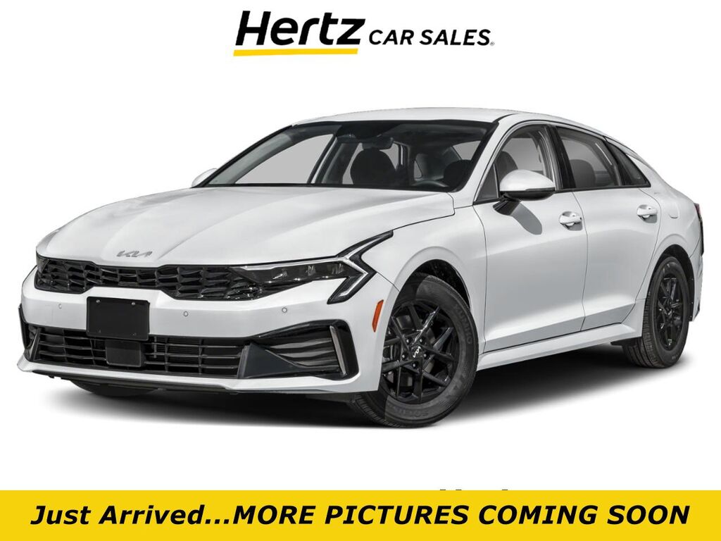2025 Kia K5 LXS — photo 1 of 1
