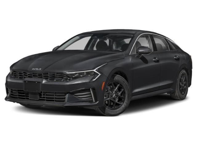 2025 Kia K5 LXS — photo 1 of 1