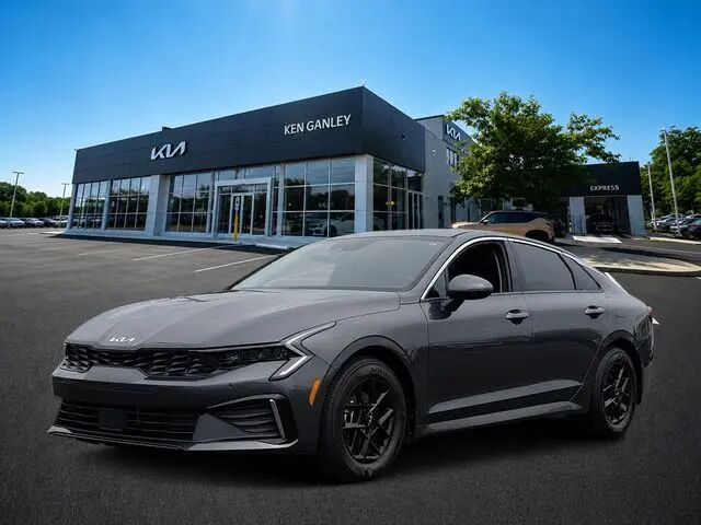 2025 Kia K5 LXS