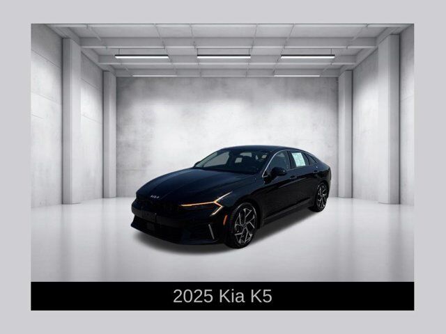 2025 Kia K5 EX
