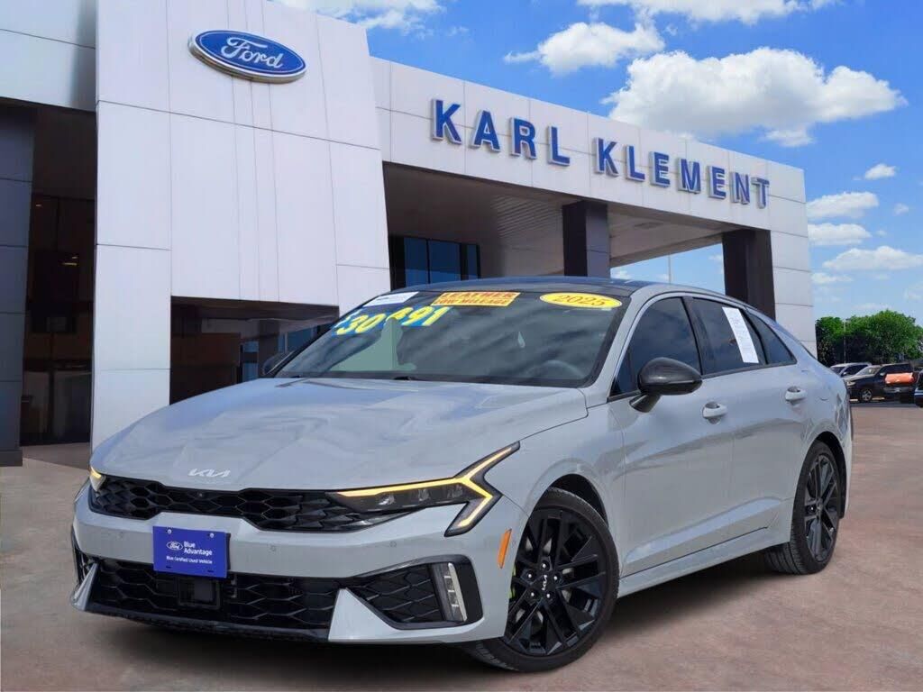 2025 Kia K5 GT — photo 1 of 1