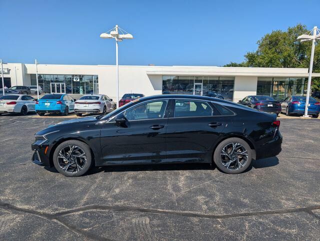 2025 Kia K5 GT-Line — photo 1 of 13