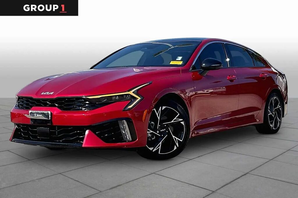 2025 Kia K5 GT-Line — photo 1 of 12