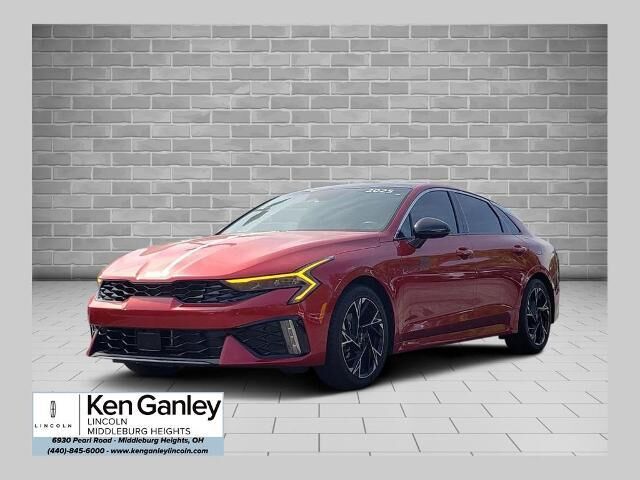 2025 Kia K5 GT-Line — photo 1 of 13