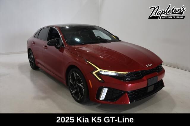 2025 Kia K5 GT-Line — photo 1 of 13