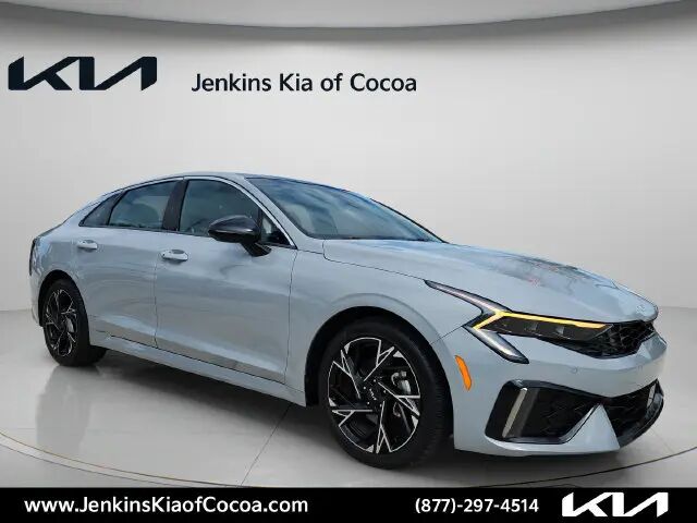 2025 Kia K5 GT-Line