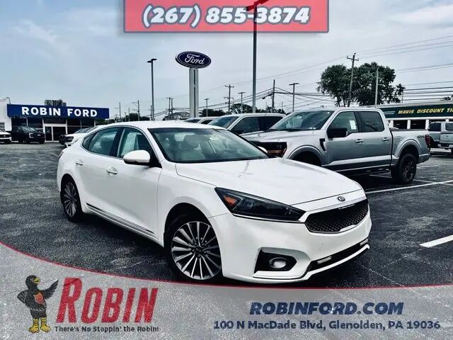 2017 Kia Cadenza Technology