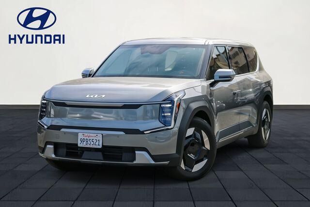 2024 Kia EV9 Light Long Range