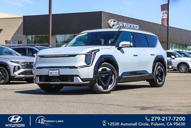 2024 Kia EV9 Land