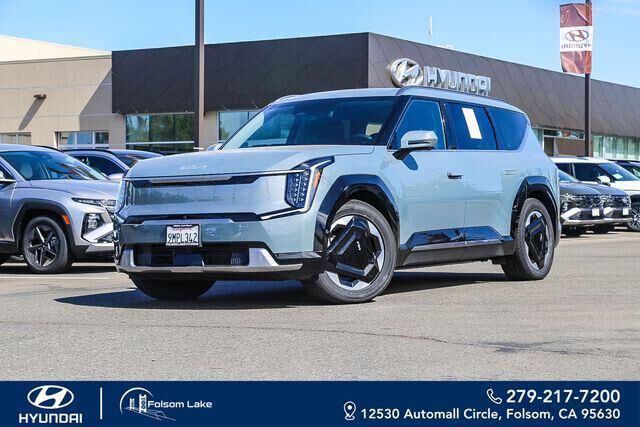 2024 Kia EV9 Land