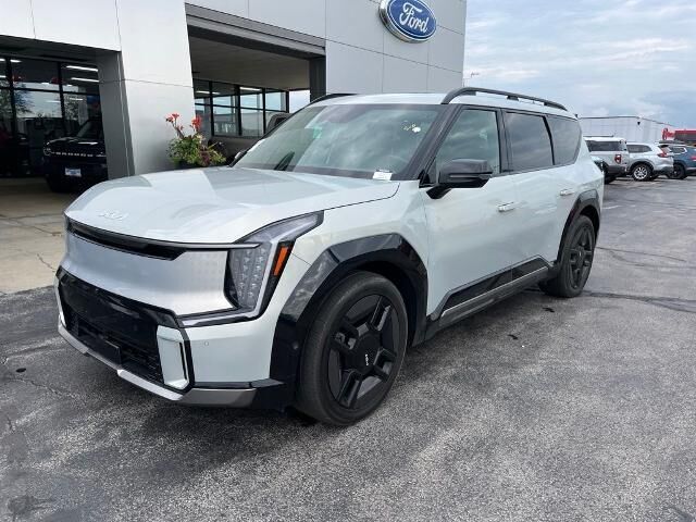 2024 Kia EV9 GT-Line — photo 1 of 26