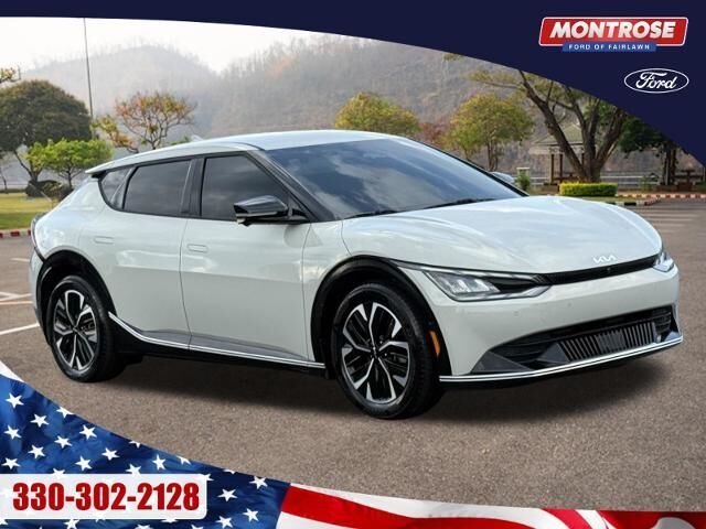 2022 Kia EV6 Wind — photo 1 of 13
