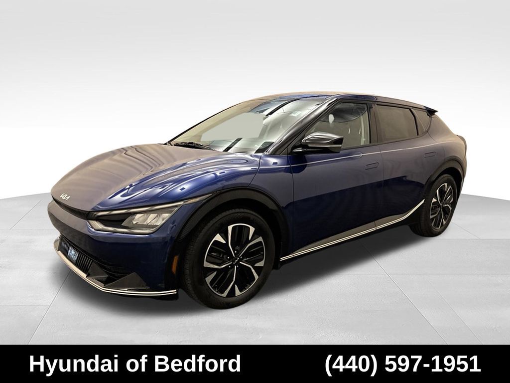 2023 Kia EV6 Wind — photo 1 of 2