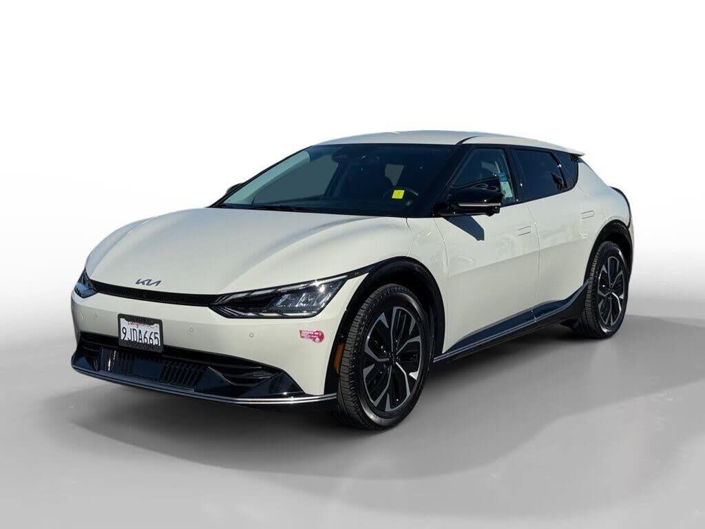 2023 Kia EV6 Wind — photo 1 of 1