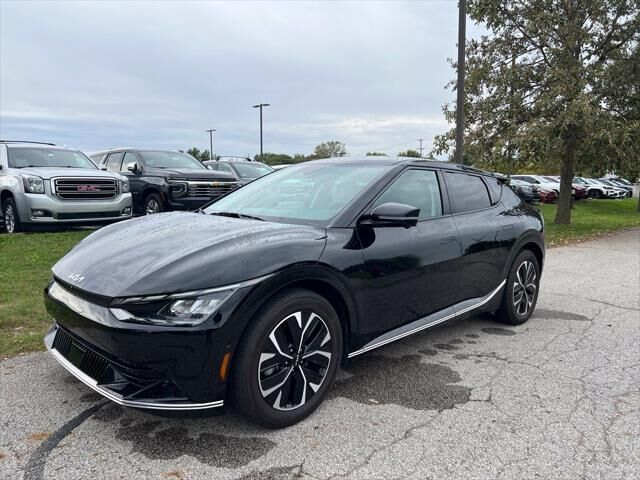2023 Kia EV6 Wind — photo 1 of 13