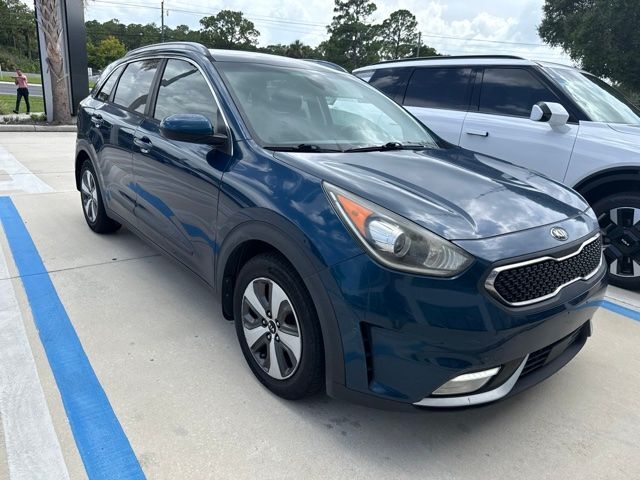 2018 Kia Niro LX — photo 1 of 13