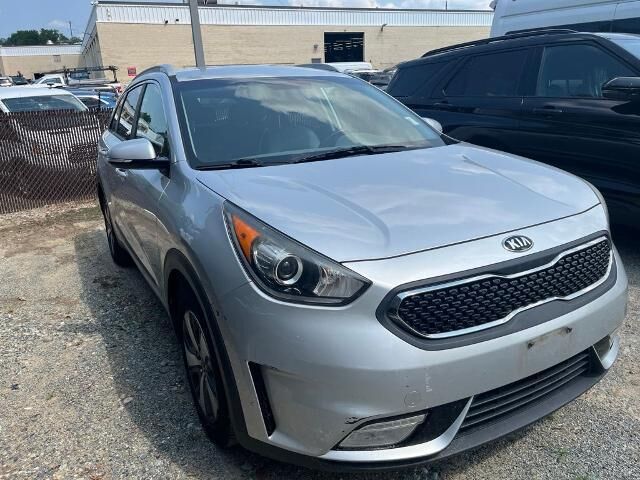 2017 Kia Niro EX — photo 1 of 13