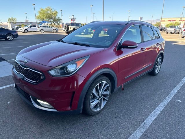2018 Kia Niro Touring — photo 1 of 13