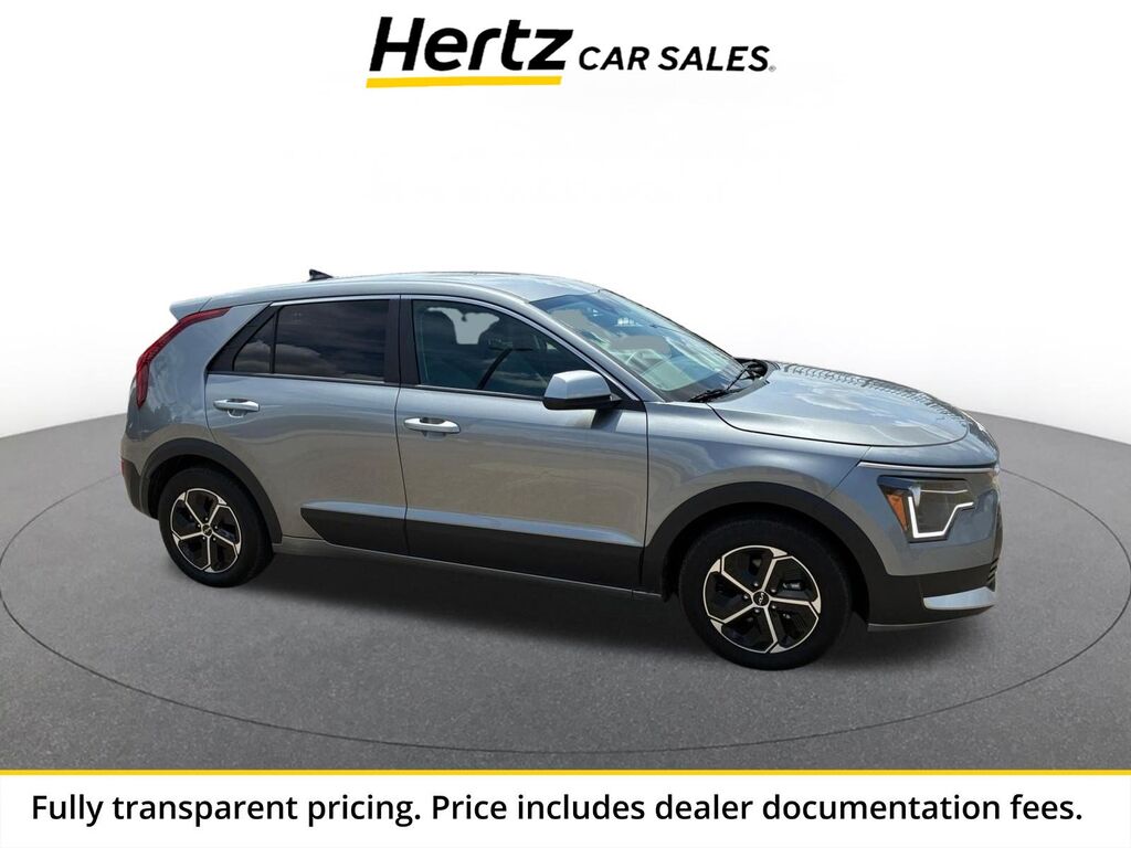2026 Kia Niro LX — photo 1 of 3