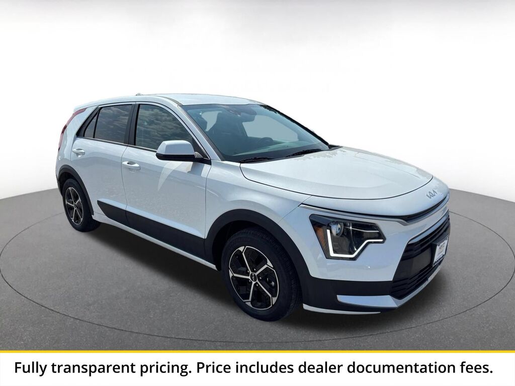 2026 Kia Niro LX — photo 1 of 24