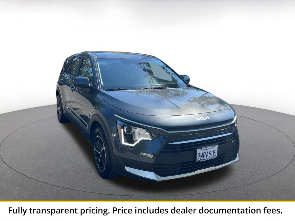 2026 Kia Niro LX — photo 1 of 13