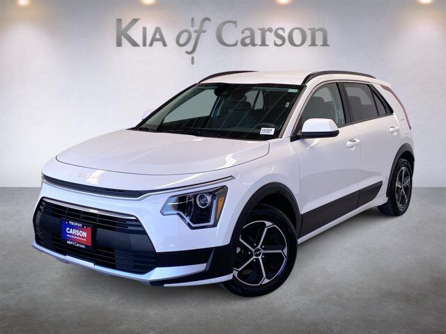 2025 Kia Niro LX — photo 1 of 1
