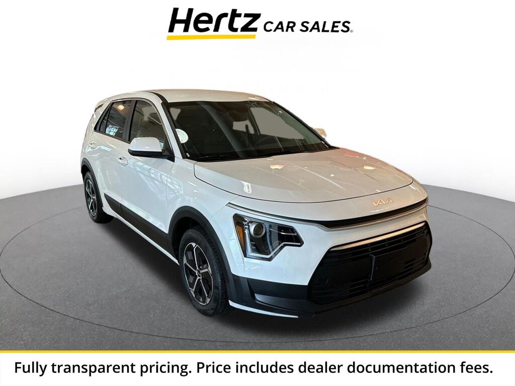 2026 Kia Niro LX — photo 1 of 13