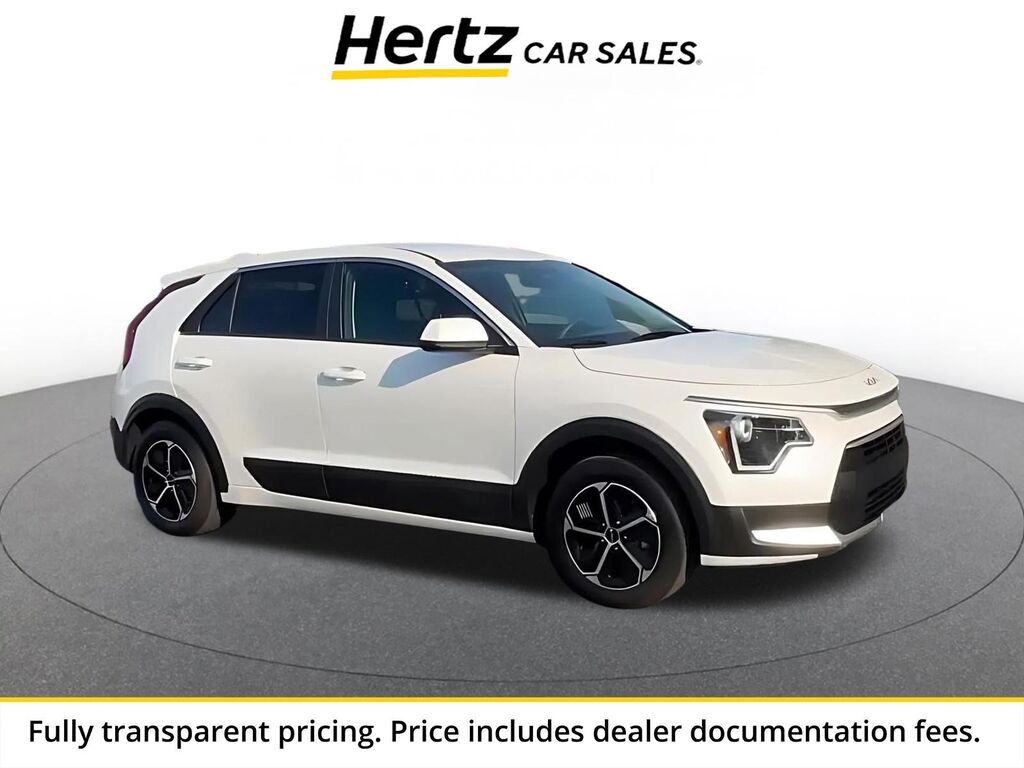 2026 Kia Niro LX — photo 1 of 13