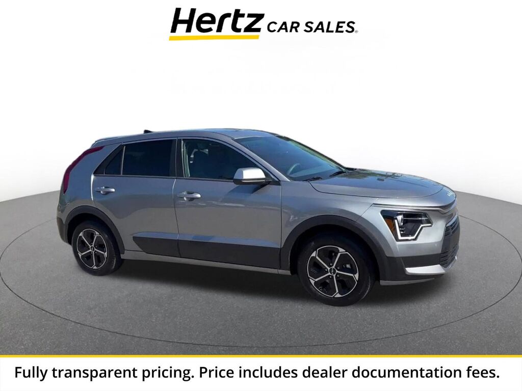 2026 Kia Niro LX — photo 1 of 13