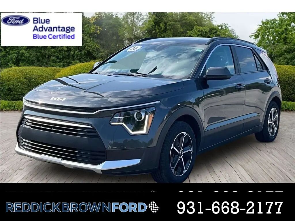 2025 Kia Niro LX — photo 1 of 13