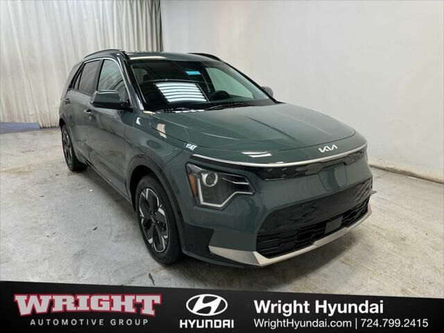 2023 Kia Niro EV Wind — photo 1 of 13
